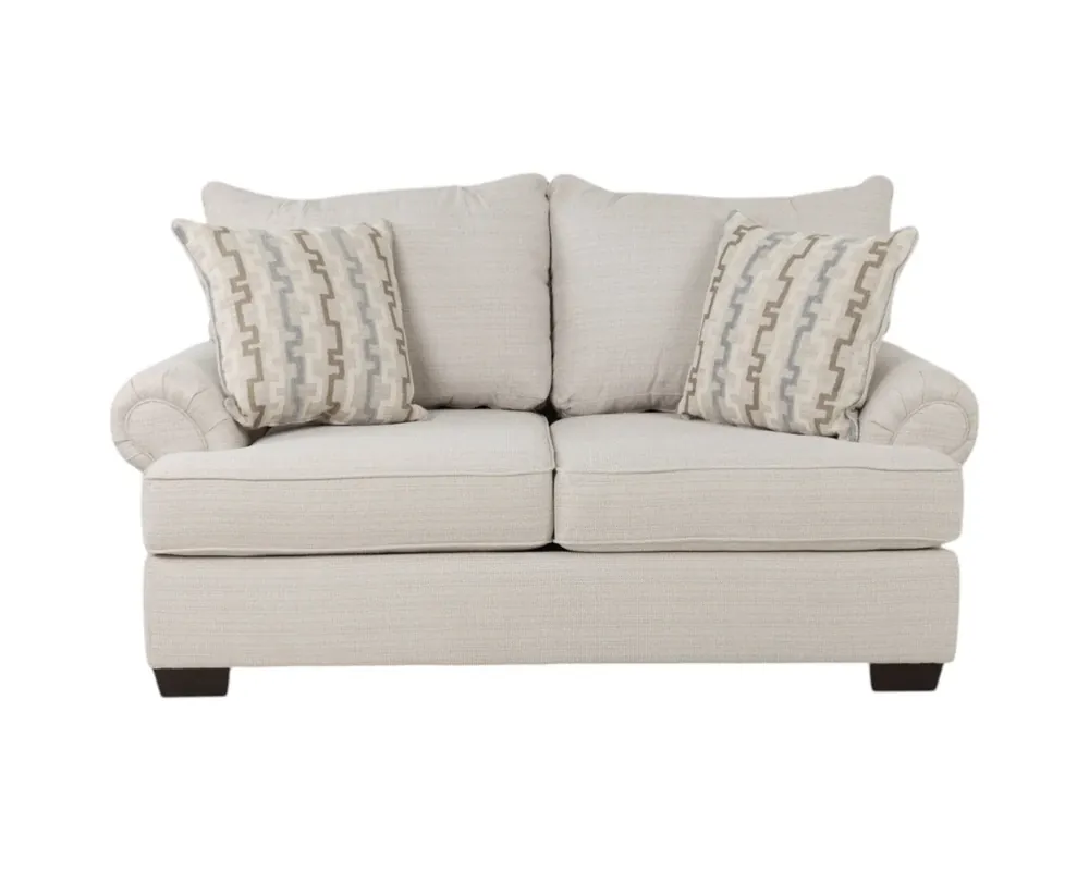 Washington Furniture Mallory Loveseat in Chalk