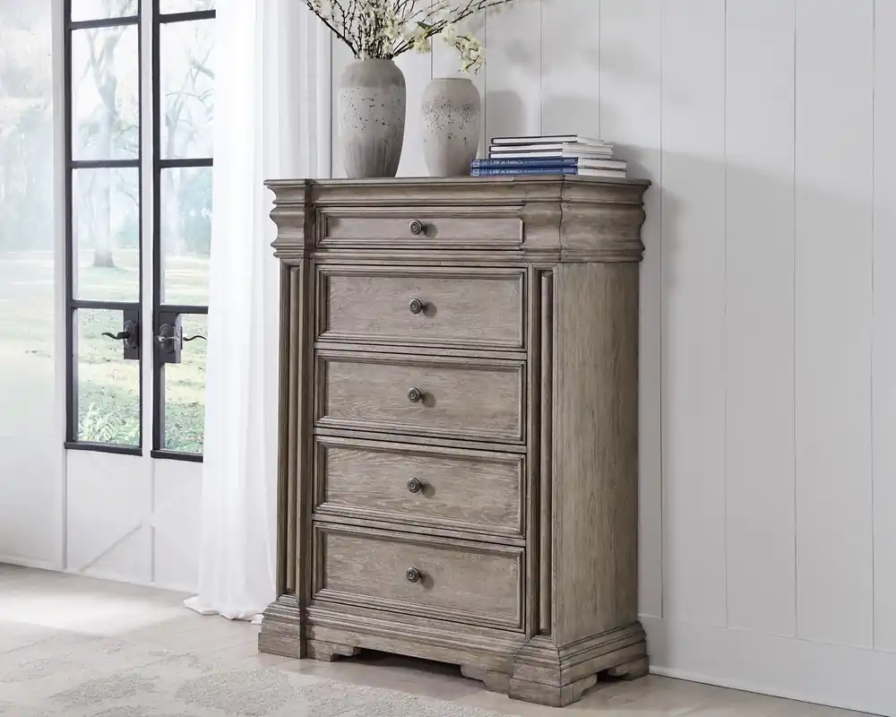 Ashley Blairhurst 5-Drawer Chest