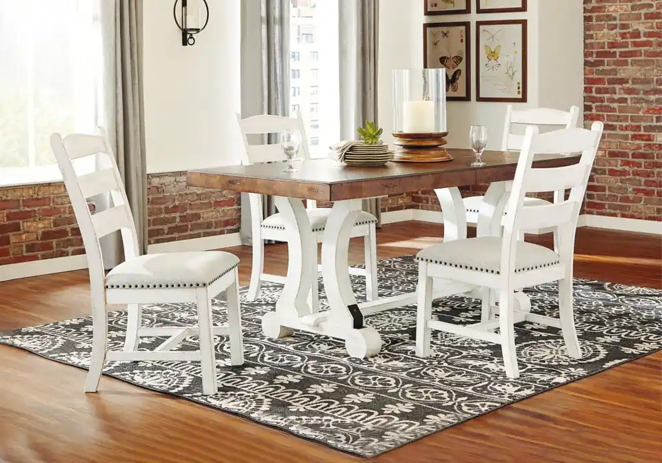 Valebeck Two-Tone 5pc. Rect. Dining Set