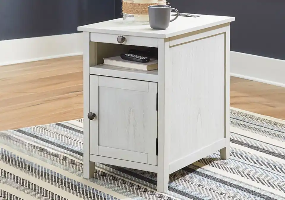 Treytown Antique White Chairside End Table - end tables