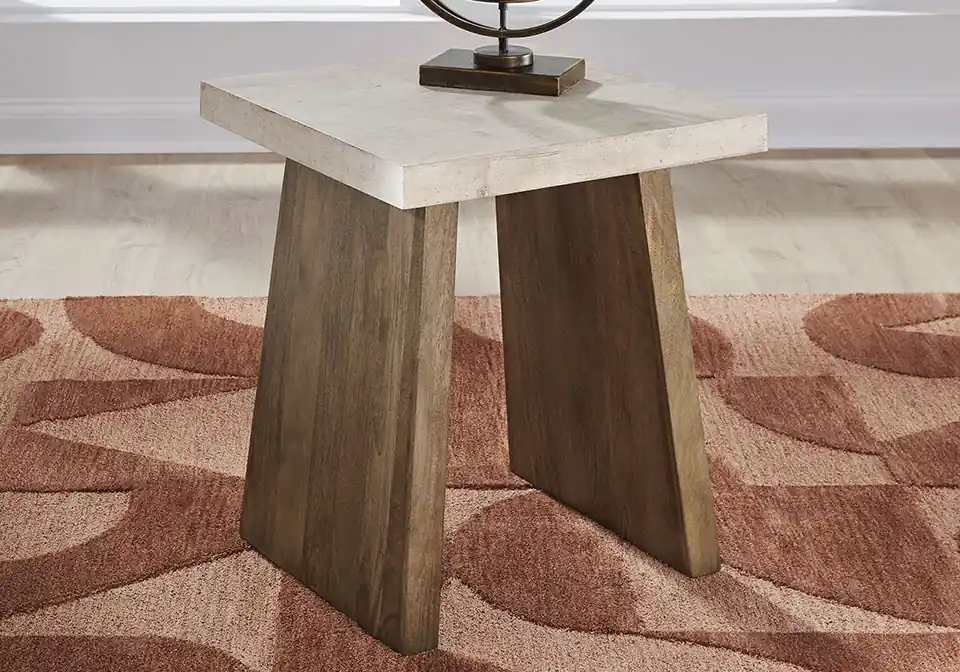 Brendalhouse Lt. Brown End Table - end tables